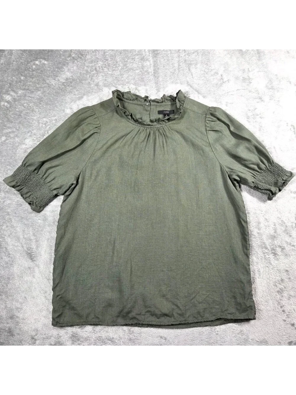 J Crew Top Small Green Linen Smocked Puff Sleeve Preppy Ruffle Trim Beach Blouse
